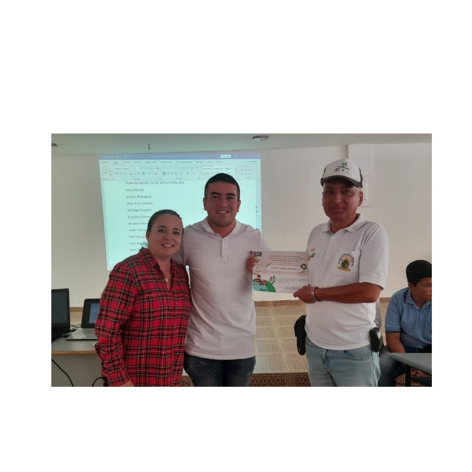 Imagen de WhatsApp 2025-05-07 a las 19.04.30_76422963