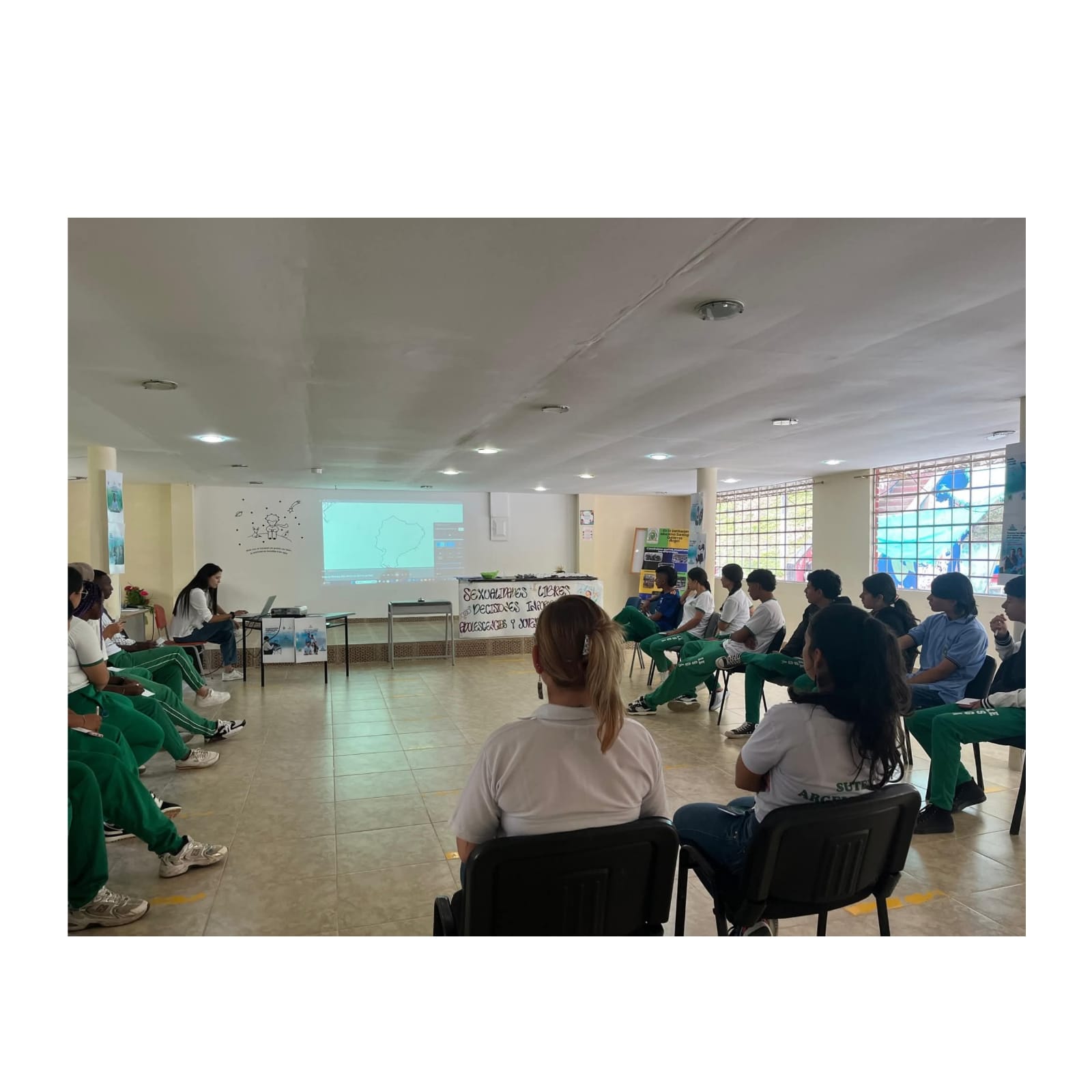 Imagen de WhatsApp 2025-10-10 a las 19.22.52_563e5c81