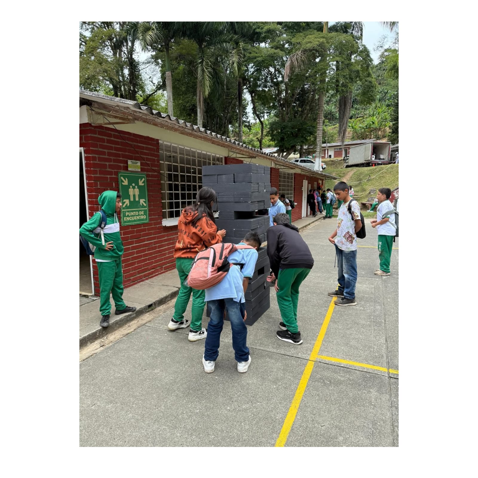 Imagen de WhatsApp 2025-10-11 a las 15.53.28_648ab99b